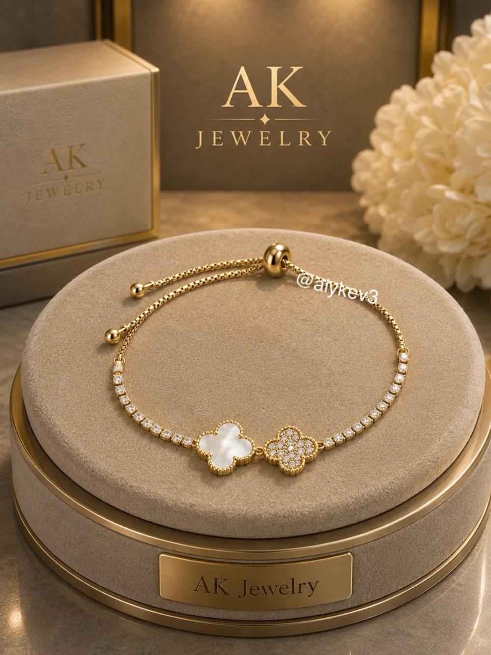 💎LUXURY Double Quatrefoil Bracelet Gold White Clover and Pave Diamond Chain